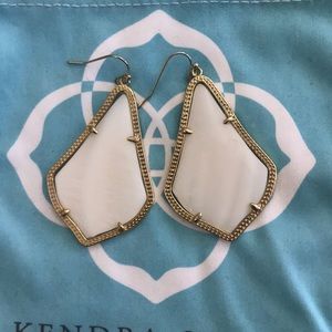 Kendra Scott Alex Earrings in White Pearl